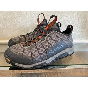 Simms Flyweight Wet Wading Shoes Men’s Size 9 Vibram Sole Neoprene Interior